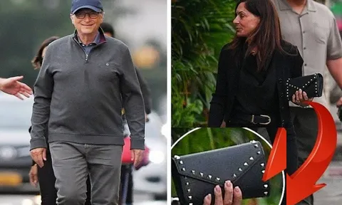 Xôn xao thông tin tỷ phú Bill Gates đính hôn với bạn gái