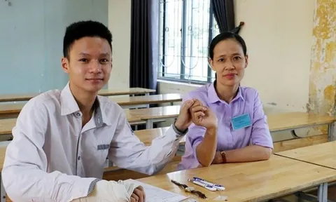 Thi THPT Quốc gia: Kết quả của thí sinh được giám thị chép bài thay, có thiết bị giám sát 