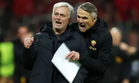 Jose Mourinho: Đơn giản là "người đặc biệt"