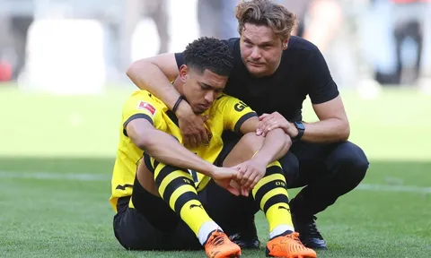 Nghiệt ngã mất Bundesliga, Dortmund vẫn khiến tất cả phải trầm trồ