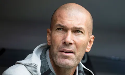 Nhận đề nghị khủng, HLV Zidane ra luôn quyết định với 'gã trọc phú'