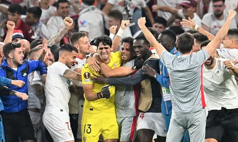 Sevilla chính thức vô địch Cup C2 mùa giải 2022/23
