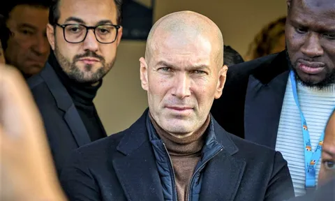 Không phải Real hay PSG, HLV Zidane sẽ tiếp quản CLB vĩ đại châu Âu?