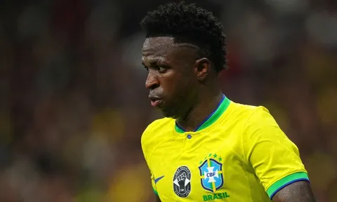 Nhân ngày 'đặc biệt', Vinicius tỏa sáng giúp Brazil thắng đội hạng 79 thế giới