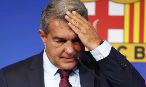 Vì tình yêu, nhà vô địch châu Âu không chê Barca nghèo khó