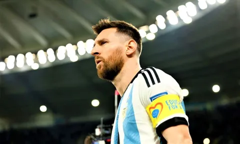 Messi bị chỉ thẳng sự thật phũ phàng, Argentina bấn loạn trong lo sợ