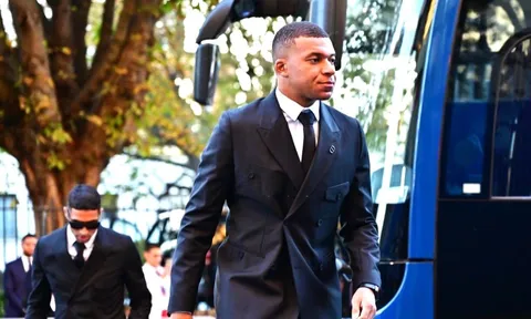 Người hùng Mbappe báo tin dữ, PSG xác nhận luôn tình trạng