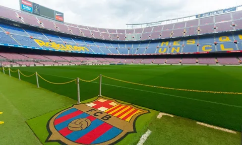 Barca gặp hạn lớn, Camp Nou sẽ biến thành đống tro tàn trong tích tắc?