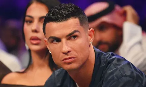 Không thể so bì, Ronaldo chính thức bị truất ngôi vị số 1 thế giới