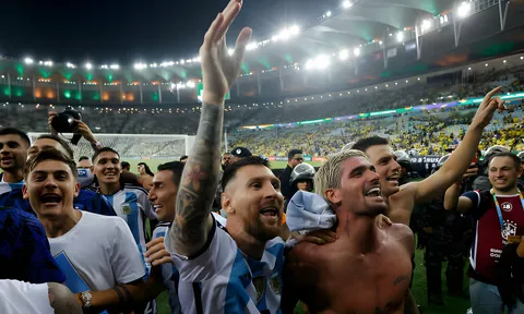 'Đàn em' lên tiếng về việc Messi rời ĐT Argentina