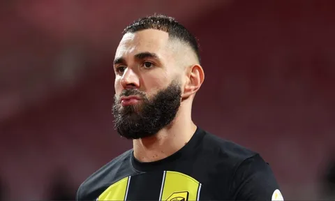 Vừa trở lại, Benzema lại khiến CLB Ả Rập phẫn nộ