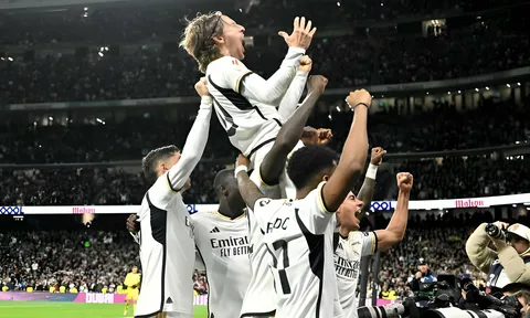 Modric hóa người hùng, Real Madrid xây chắc ngôi đầu La Liga 2023/24