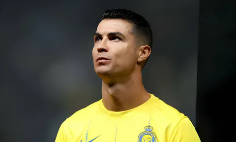 Ronaldo tiếp tục nhận tin sét đánh tại Al Nassr, mùa giải coi như bỏ?