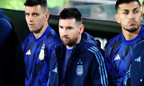 Messi gặp khắc tinh số 1 sự nghiệp, nhận luôn lời cảnh cáo đanh thép