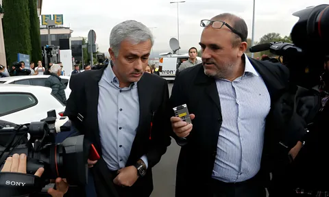 Tin chuyển nhượng 25/3: Mourinho tái xuất; xong thương vụ lịch sử Ngoại hạng Anh