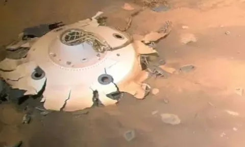 Trực thăng sao Hỏa của NASA tìm thấy mảnh vỡ 'của thế giới khác' trên bề mặt sao Hỏa