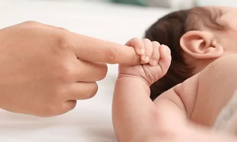 Sinh con vào khung giờ này lớn lên đứa trẻ sẽ có cuộc đời khỏe mạnh, thông minh vượt trội