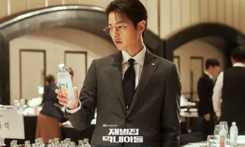 Song Joong Ki liên tiếp nhận tin vui đúng thời điểm chờ đợi con đầu lòng ra đời
