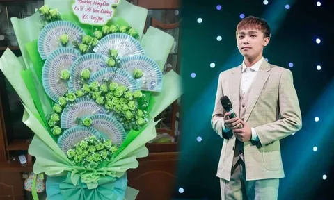 Hồ Văn Cường tiếp tục nhận được món quà cực giá trị từ người hâm mộ
