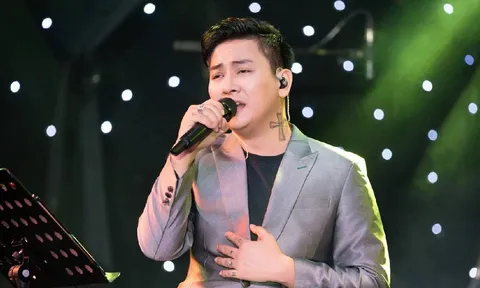 Video: Hoài Lâm hát live như nuốt đĩa khiến cộng đồng mạng hiểu lầm