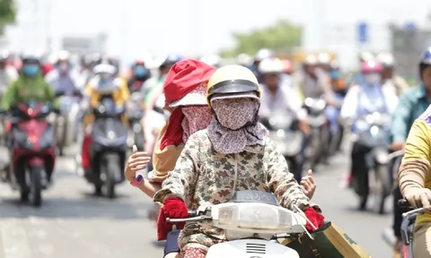 Hà Nội bước vào đợt nắng nóng gay gắt diện rộng, chỉ số tia UV duy trì ở mức nguy cơ gây hại rất cao