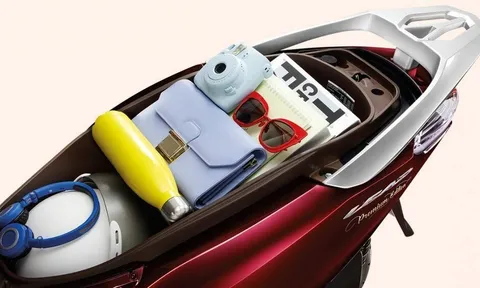 5 loại đồ vật tuyệt đối không bỏ vào cốp xe máy nhất là khi trời nắng nóng