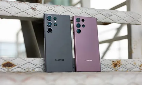 So sánh giá bán Samsung Galaxy S23 Ultra và S22 Ultra trong năm 2023