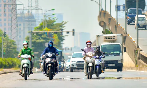 Hà Nội nắng nóng gay gắt kéo dài, nền nhiệt tại vượt ngưỡng 39 độ C