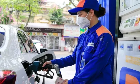 Giá xăng dầu có thể tăng mạnh trong kỳ điều chỉnh 1/8 tới