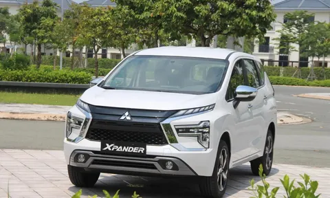 Mitsubishi Xpander giảm giá cực sâu, lần này khiến Toyota Veloz Cross phải lo lắng: Tính kế cạnh tranh gấp
