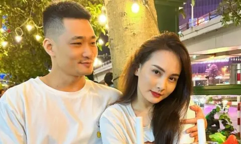 Bảo Thanh ôm chồng hạnh phúc, biểu cảm của con trai càng gây chú ý hơn