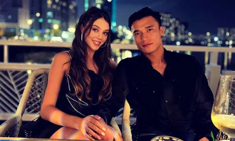 Vợ Tây của Bùi Tiến Dũng khoe mặt mộc, nhan sắc gây chú ý