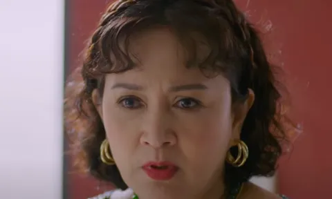 'Món quà của cha' tập 17: Bà Thủy không vui vì Hiếu tới ở nhờ, Nghĩa nhận tiền đút lót