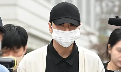 Hyesung của Shinhwa thừa nhận vô tình đánh cắp xe ô tô khi đang say rượu?