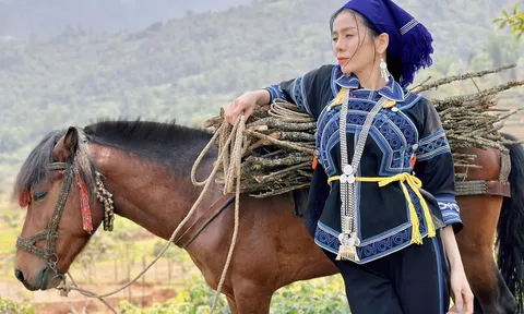 Sao việt đăng gì 29/4: Lâm Khánh Chi tuyên bố ‘nối lại tình xưa’ , Lệ Quyên tình cảm bên bạn trai