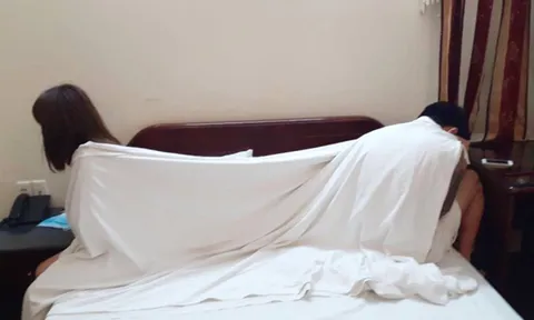 Tóm gọn ‘Tú bà’ nuôi nhiều cô gái trẻ chụp ảnh nóng, môi giới mại dâm