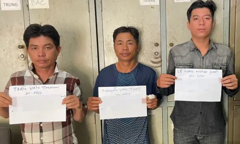 2 nhóm thanh niên hỗn chiến tại đám cưới khiến cô dâu chú rể phải tháo chạy