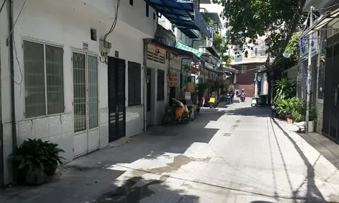 Truy tìm danh tính 2 nam thanh niên cướp đồ của một người dân tại TPHCM