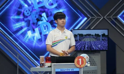 Đặng Lê Nguyên Vũ trở thành thủ khoa khối A1 tỉnh Thái Bình, có xuất thân không ai ngờ?