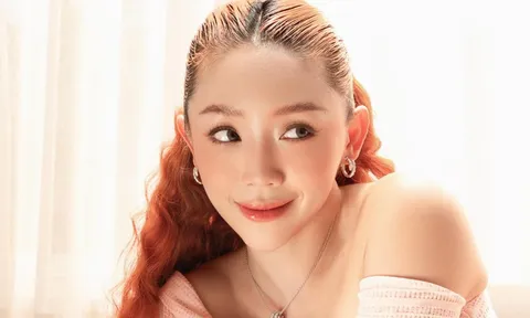 Tóc Tiên bị hủy show quay quảng cáo ở Thái Lan vì sự cố sức khỏe