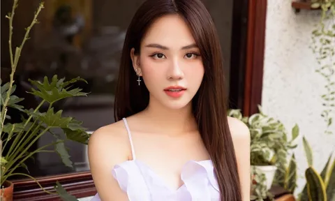 Đây là lý do Hoa hậu Mai Phương thường để kiểu tóc thẳng dù bị chê đơn điệu