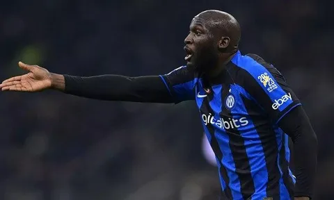 Liên tục 'tấu hài', Lukaku nhận kết đắng trước trận tứ kết với Benfica