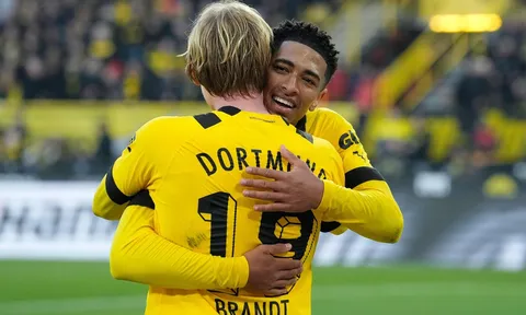 Mục tiêu của Arsenal, Liverpool và Man City chính thức cam kết tương lai với Dortmund