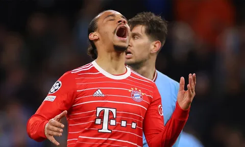 Trở lại Etihad, cựu sao Man City đã bại trận còn bị đàn anh đánh