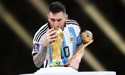 Vượt Mbappe, Messi tạo nên kỳ tích chưa từng có khi giành giải ‘Oscar thể thao’