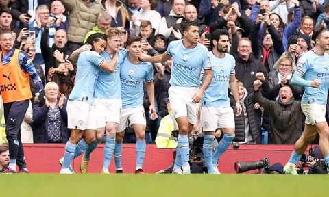 Man City đút túi số tiền cực khủng nếu giành cú ăn ba