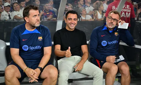 Tin chuyển nhượng tối 16/5: Barcelona có tân binh đầu tiên, trụ cột Man City lên kế hoạch ra đi