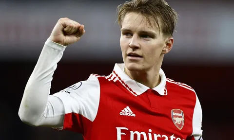 PSG nhắm tới đội trưởng của Arsenal