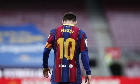 Barca ra thông báo, cho rằng Messi muốn thi đấu ở nơi 'ít đòi hỏi hơn'