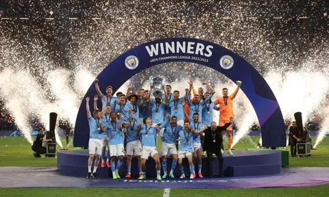 Vừa vô địch, Man City đã xác định thời điểm rước cúp